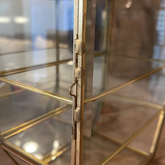 Vintage brass and beveled glass curio cabinet - Picture 8 of 9